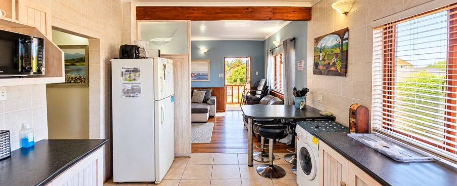 6 Bedroom Property for Sale in Franskraal Western Cape